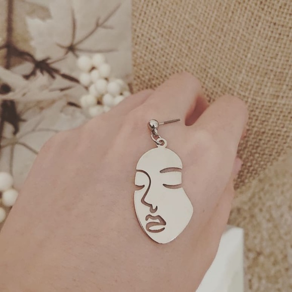 Art Portrait Face Feminist Drop Earring - Picture 3 of 6